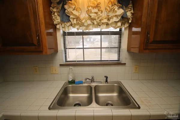 $300,000 | 5005 Ponitz Parkway, Pace, FL 32571