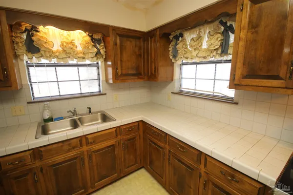 $300,000 | 5005 Ponitz Parkway, Pace, FL 32571