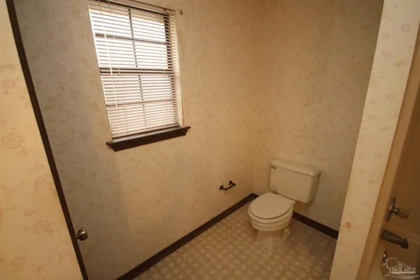 $300,000 | 5005 Ponitz Parkway, Pace, FL 32571