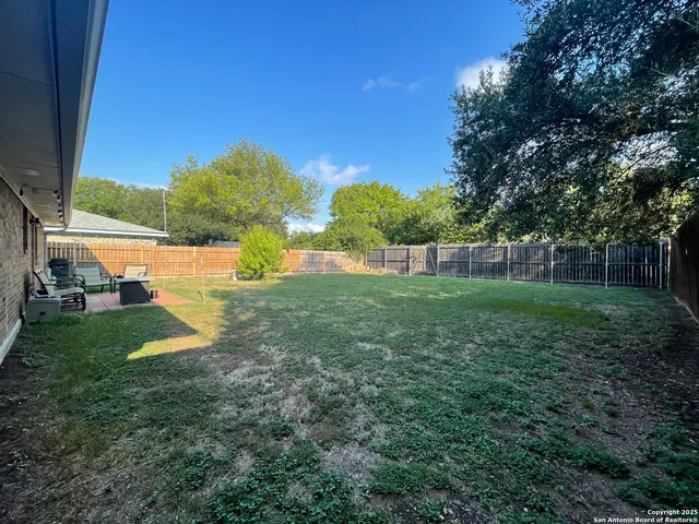 $1,800 | 127 Sioux Circle, Cibolo, TX 78108