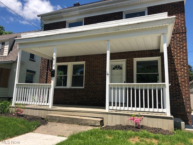 1613 Hampton Road Akron, OH 44305 - Photo 4 of 24