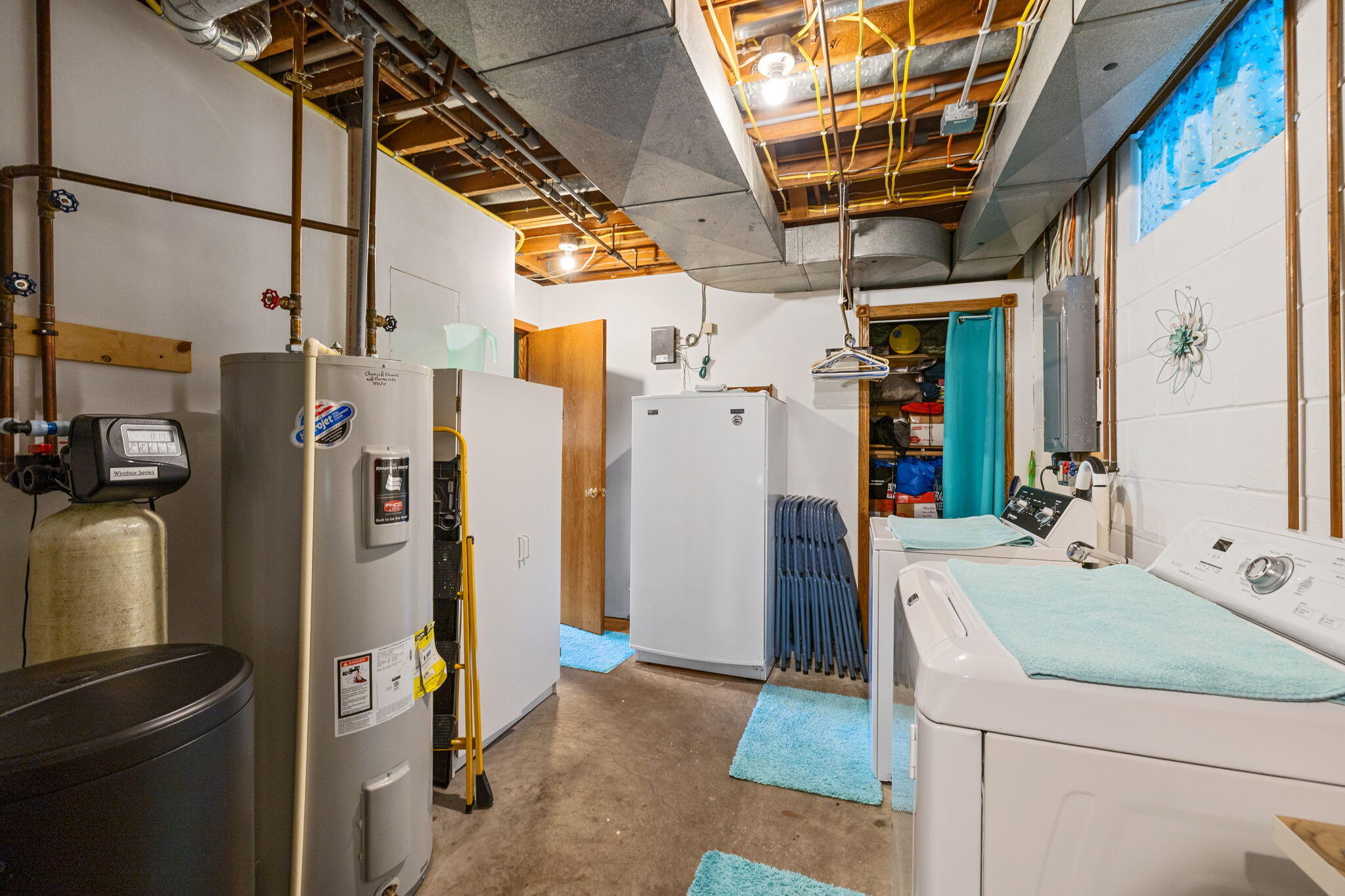 W5751 Koss Road Onalaska, WI 54650 - Photo 20 of 31 Laundry/Mechanical room
