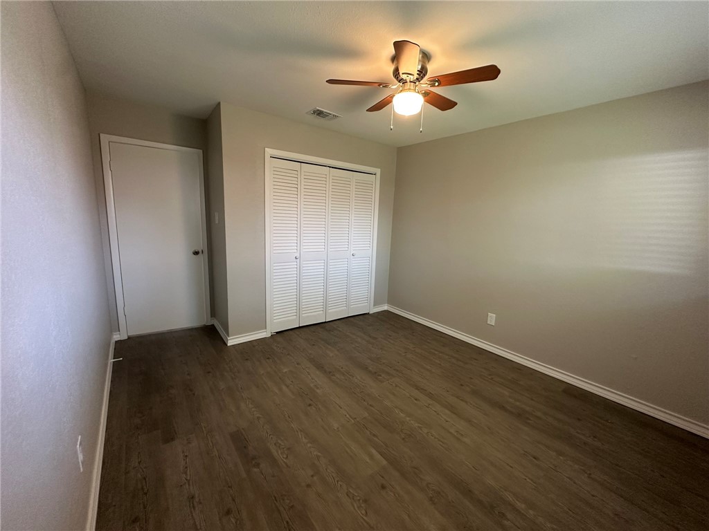 2001 St Charles Drive Portland, TX 78374 - Photo 15 of 40