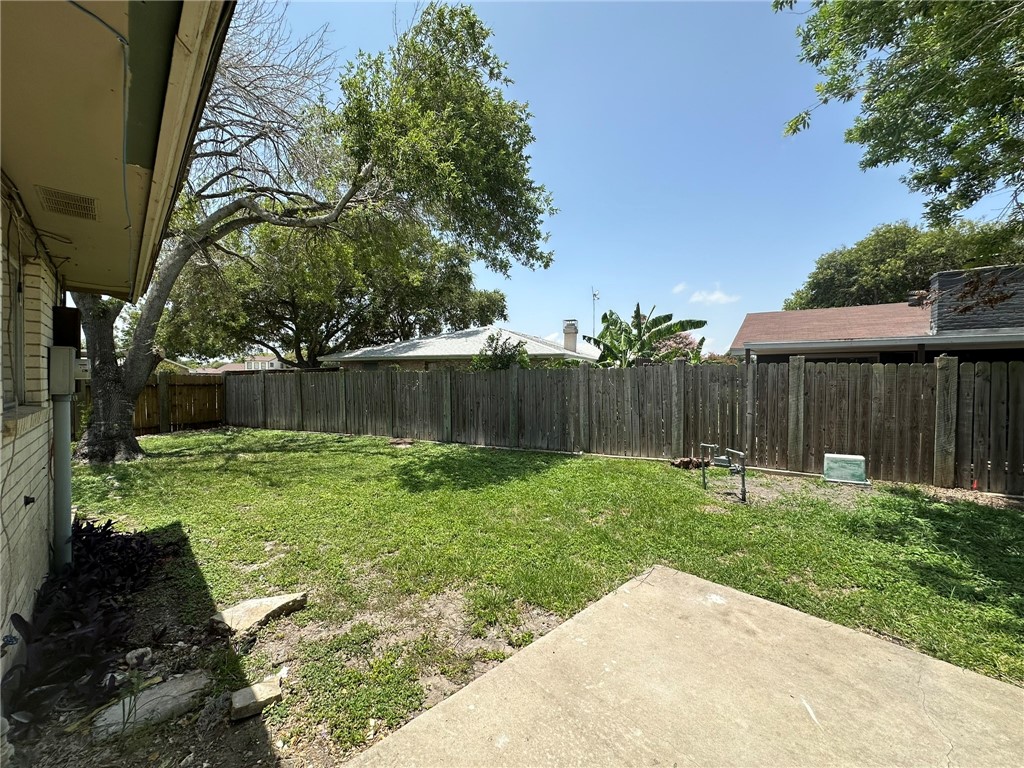 2001 St Charles Drive Portland, TX 78374 - Photo 37 of 40