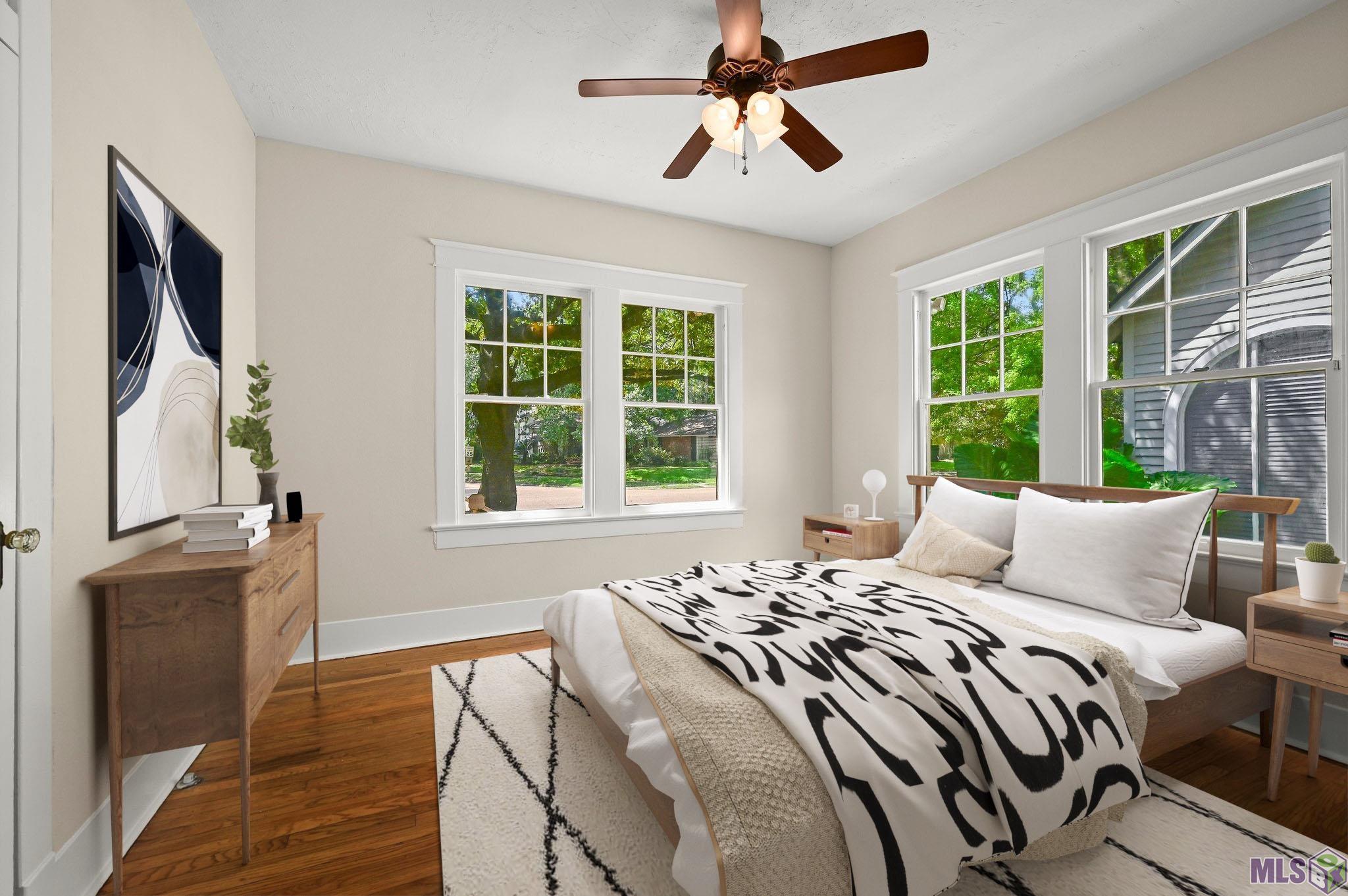 1733 Perkins Road Baton Rouge, LA 70808 - Photo 17 of 23 Virtually Staged primary bedroom