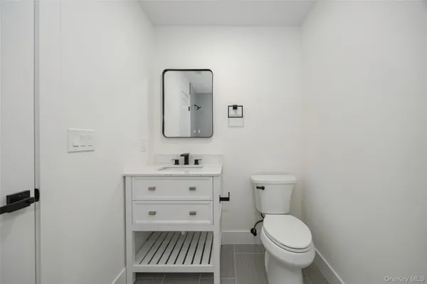 $6,000 | 7441 South Broadway, Red Hook, NY 12571