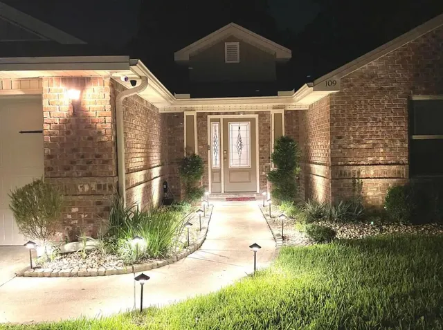 $555,000 | 109 Thornhill Road, Fort Walton Beach, FL 32547