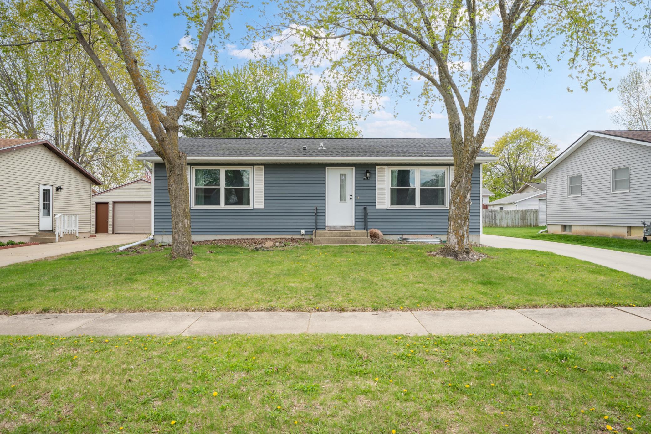 2014 43rd Street Northwest Rochester, MN 55901 - Photo 34 of 35