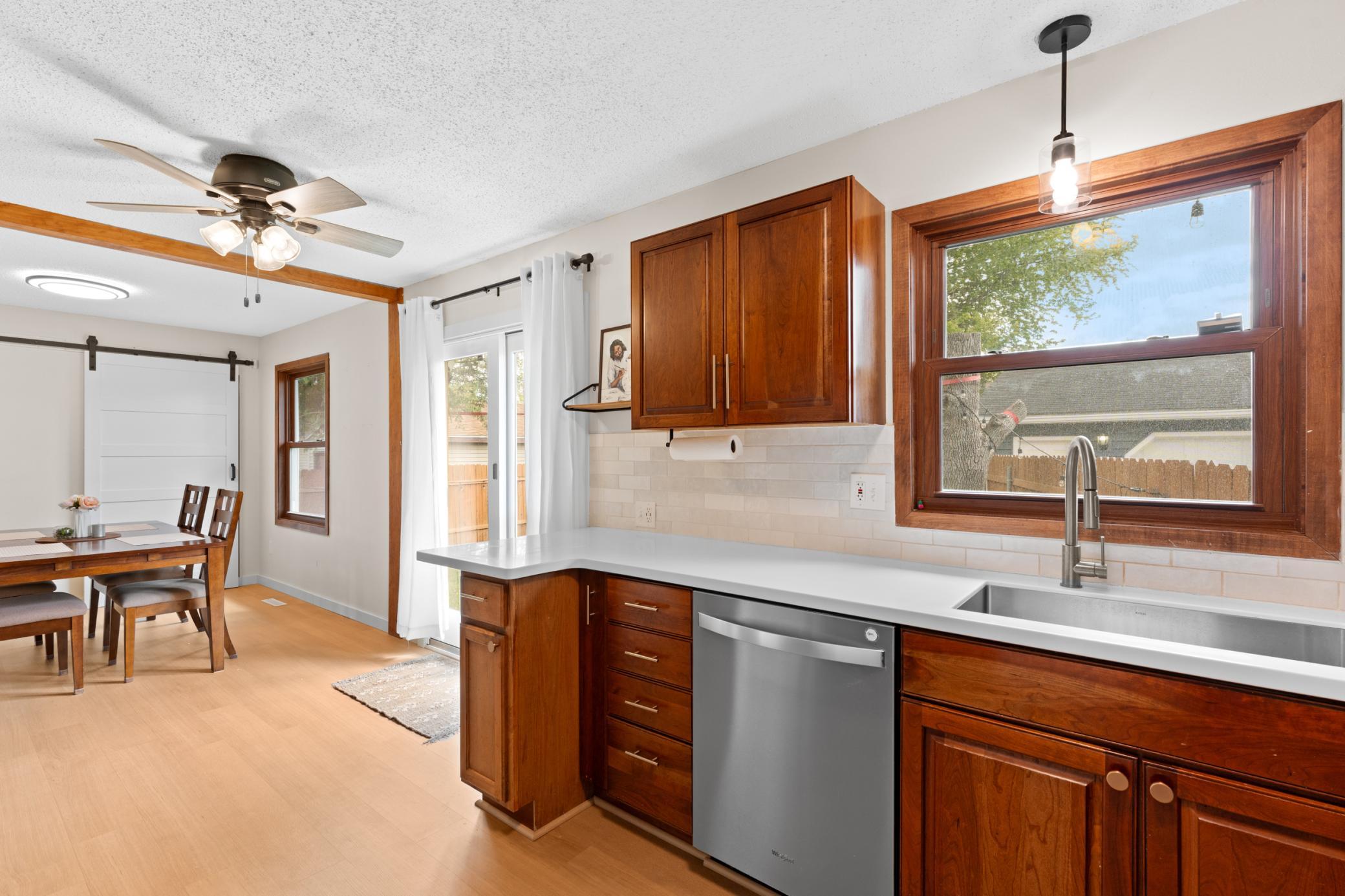 2014 43rd Street Northwest Rochester, MN 55901 - Photo 10 of 35