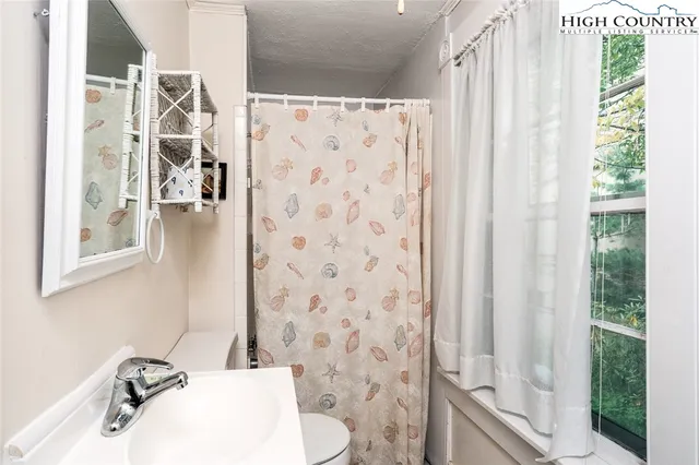 $2,785,000 | 116 Globe Road, Blowing Rock, NC 28605