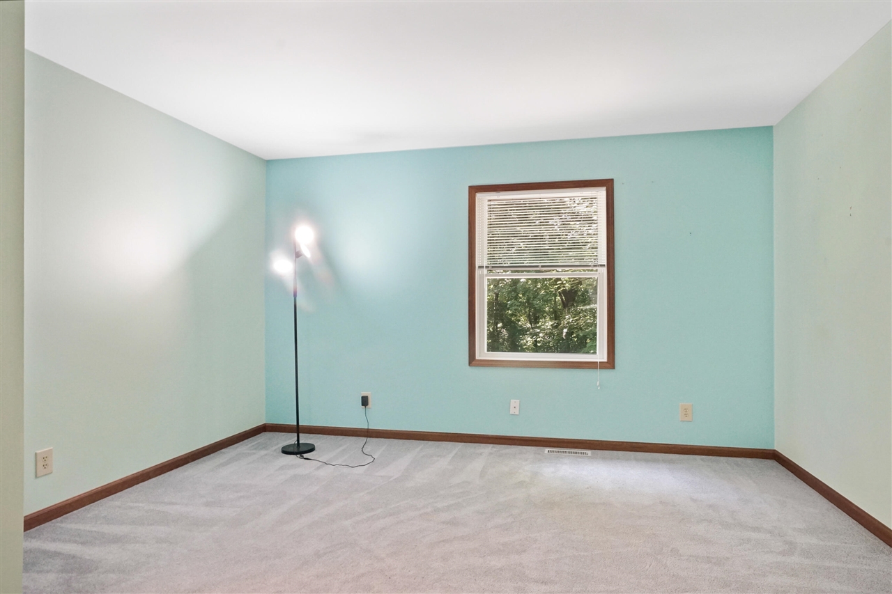 11176 Mcgregor Road Pinckney, MI 48169 - Photo 16 of 52 Gallery Image 16