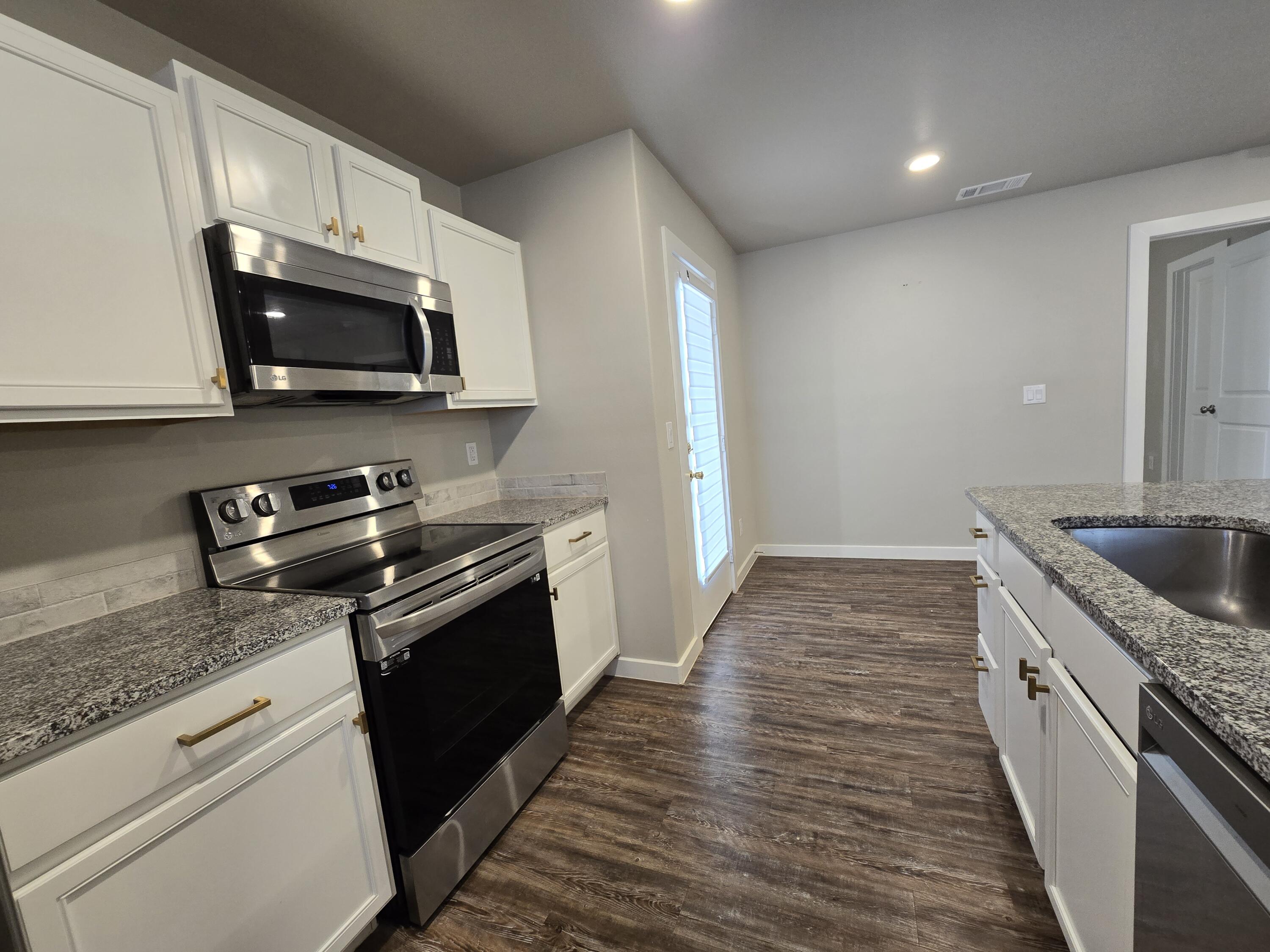 7424 35th Street Lubbock, TX 79407 - Photo 6 of 10 20260713_075710