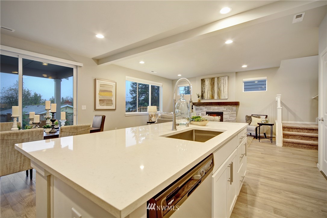 3309 167th Place Southeast, Unit CC 14 Bothell, WA 98012 - Photo 9 of 20 Gallery Image 9
