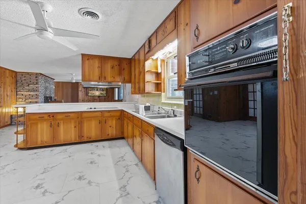 $279,000 | 200 Davis Drive, Perry, FL 32348
