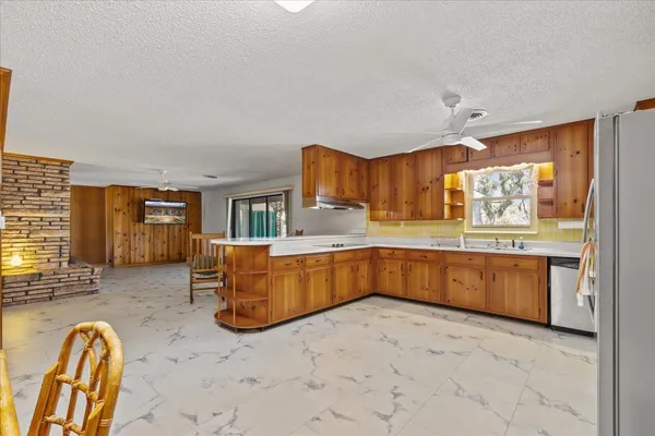 $349,000 | 200 Davis Drive, Perry, FL 32348