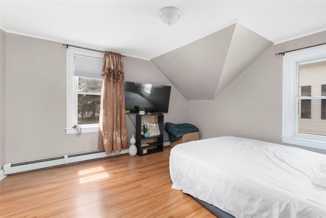 60 Thomas Avenue Pawtucket, RI 02860 - Photo 14 of 31