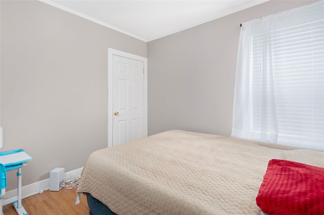 60 Thomas Avenue Pawtucket, RI 02860 - Photo 15 of 31