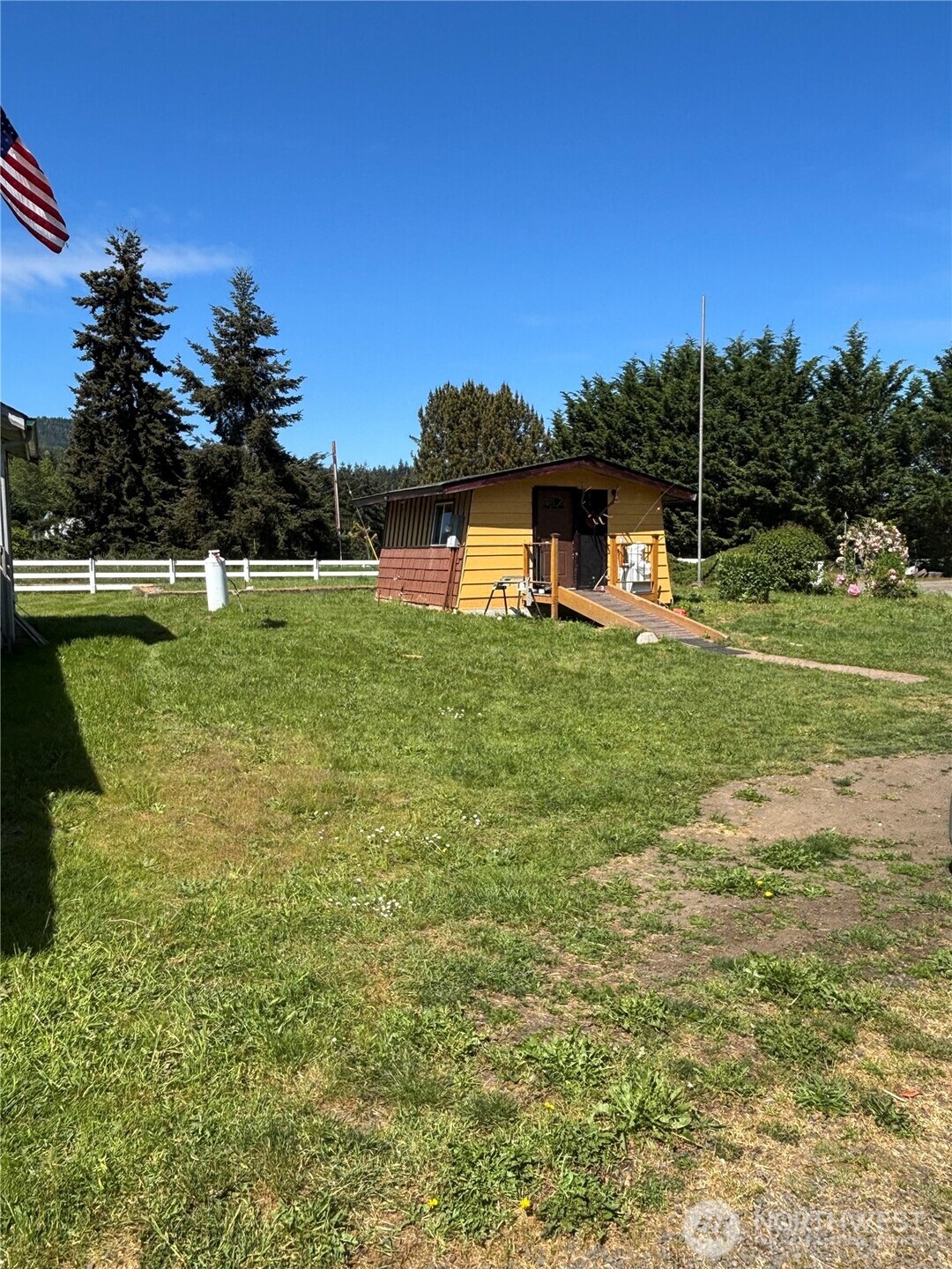 110-112 May Sequim, WA 98382 - Photo 6 of 11
