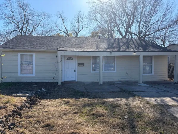 $1,795 | 5406 Lyndhurst Drive, Houston, TX 77033