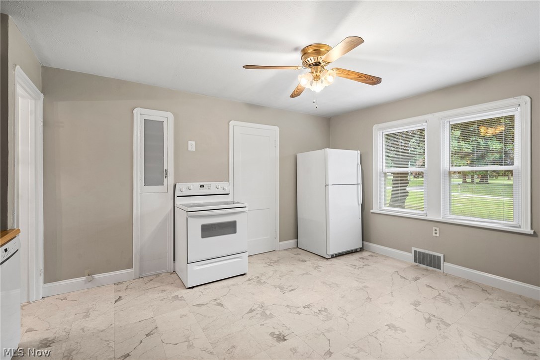 11761 Valley View Road Northfield, OH 44067 - Photo 12 of 27 Gallery Image 12
