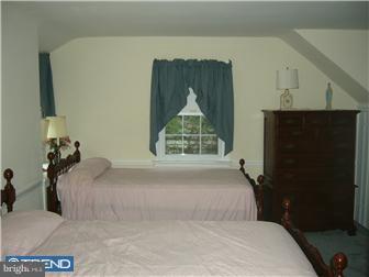 1212 Church Road Oreland, PA 19075 - Photo 10 of 12 Bedroom - Main