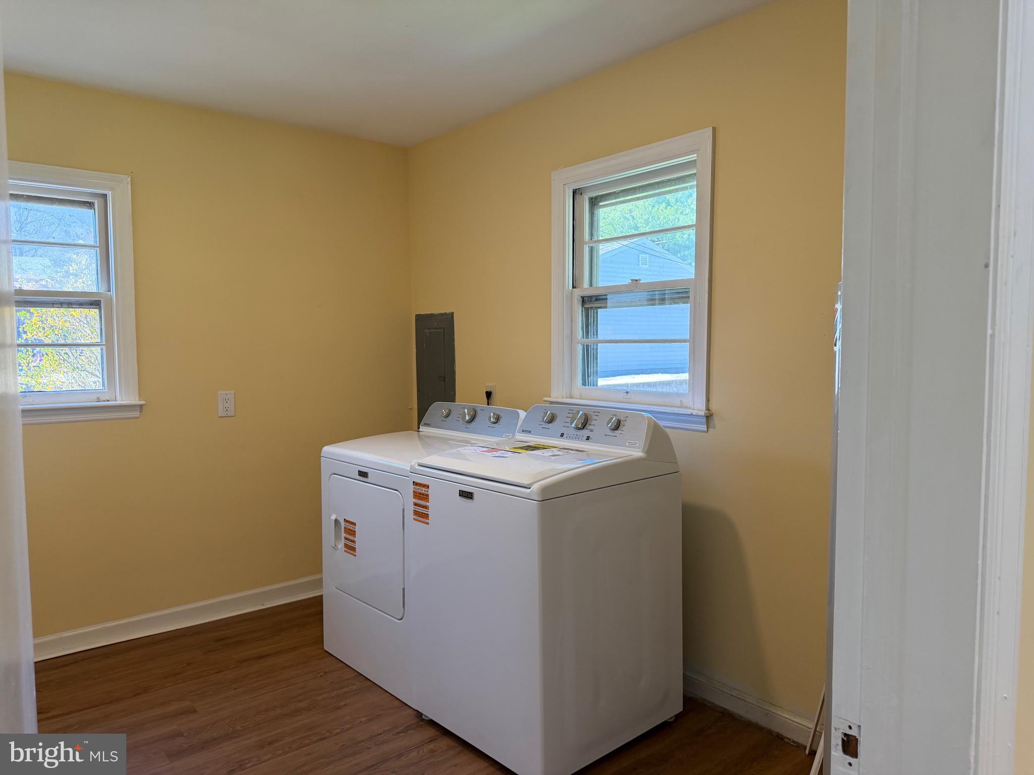19124 Longmeadow Road Hagerstown, MD 21742 - Photo 12 of 23 a utility room with dryer and washer