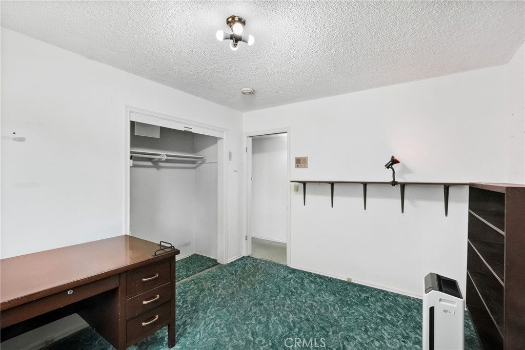 18618 Celtic Street Porter Ranch, CA 91326 - Photo 16 of 32 Gallery Image 16