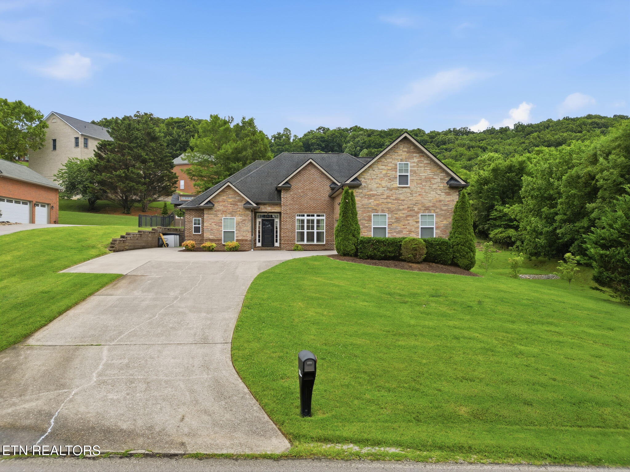 4324 Meredith Road Knoxville, TN 37921 - Photo 2 of 60 4-web-or-mls-DJI_0725