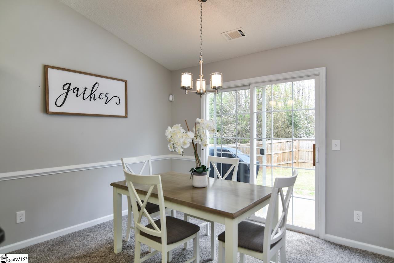 317 Highgate Circle Greer, SC 29650 - Photo 4 of 25 Gallery Image 4
