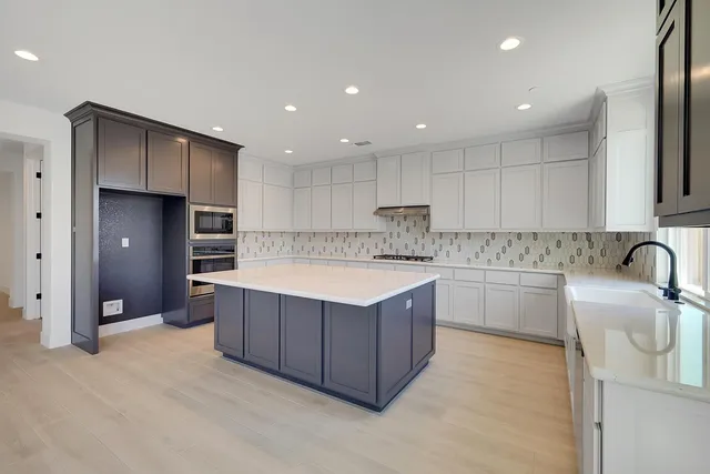 $764,900 | 3330 John Fremont Way, Yuba City, CA 95993