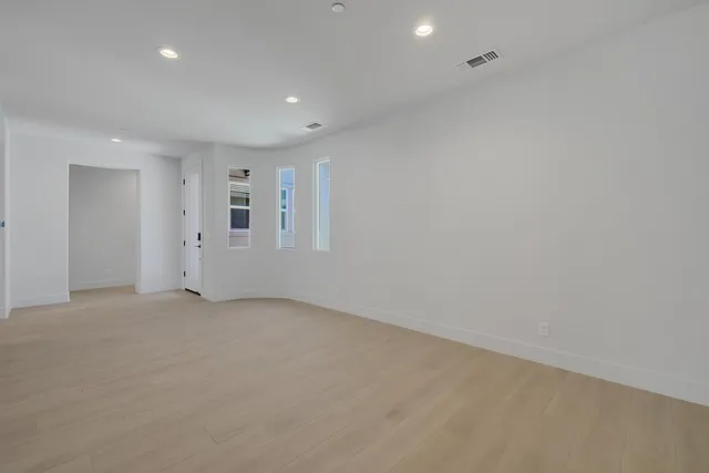 $764,900 | 3330 John Fremont Way, Yuba City, CA 95993