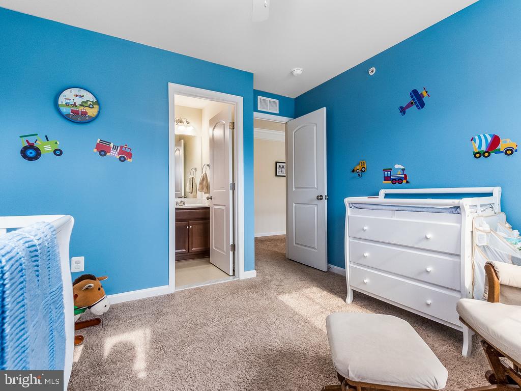 14769 Bell Tower Road Woodbridge, VA 22193 - Photo 33 of 48 Gallery Image 33