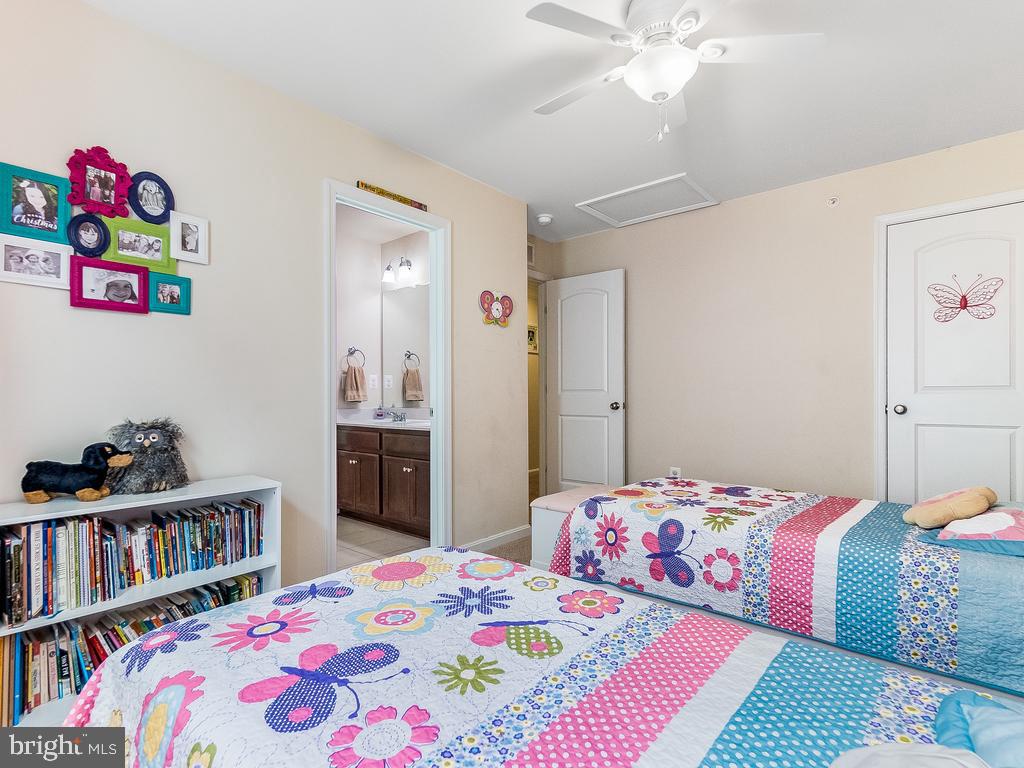 14769 Bell Tower Road Woodbridge, VA 22193 - Photo 37 of 48 Gallery Image 37