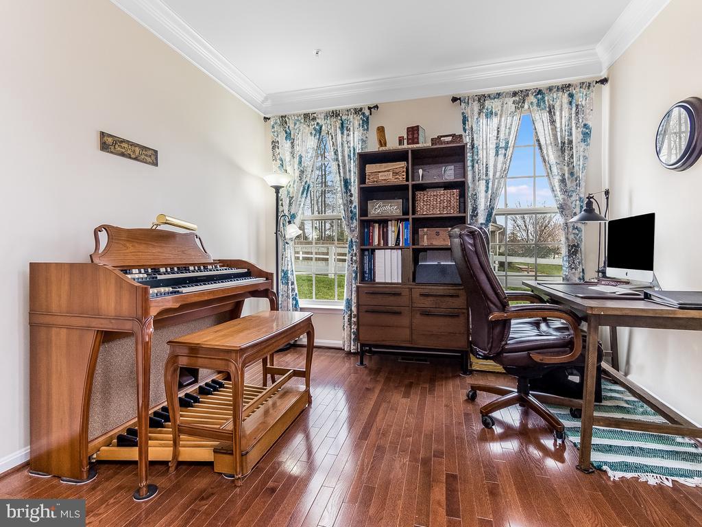 14769 Bell Tower Road Woodbridge, VA 22193 - Photo 8 of 48 Gallery Image 8