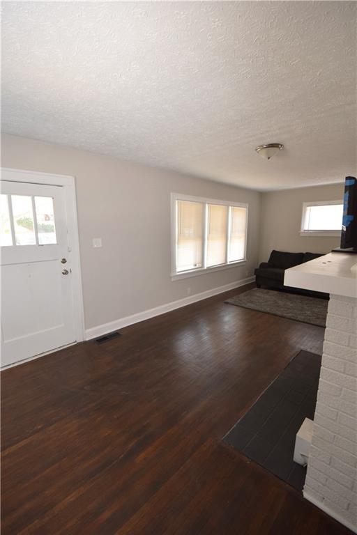 918 North Riley Avenue Indianapolis, IN 46201 - Photo 8 of 29 Gallery Image 8