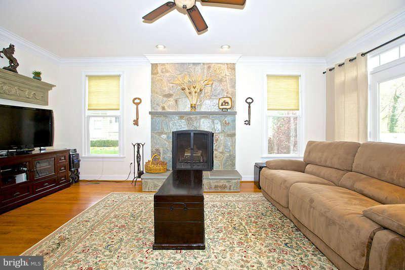 1837 Kirby Road McLean, VA 22101 - Photo 12 of 29 Family Room