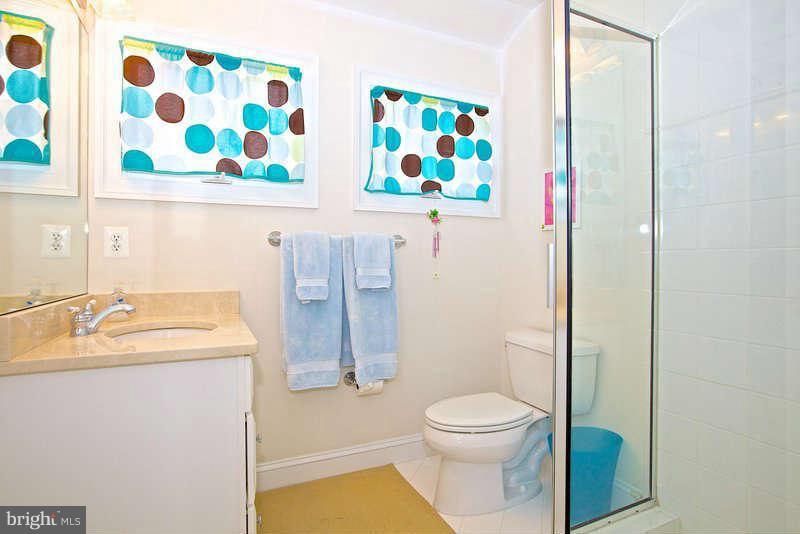 1837 Kirby Road McLean, VA 22101 - Photo 21 of 29 Bedroom