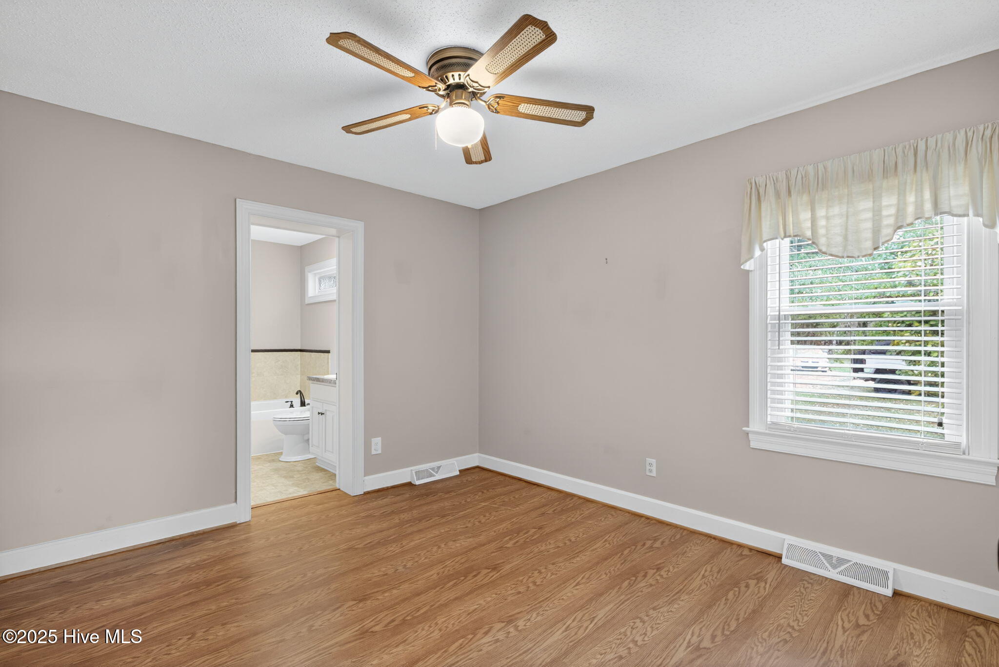 5619 Bloomery Road Wilson, NC 27896 - Photo 15 of 41 2nd Bedroom