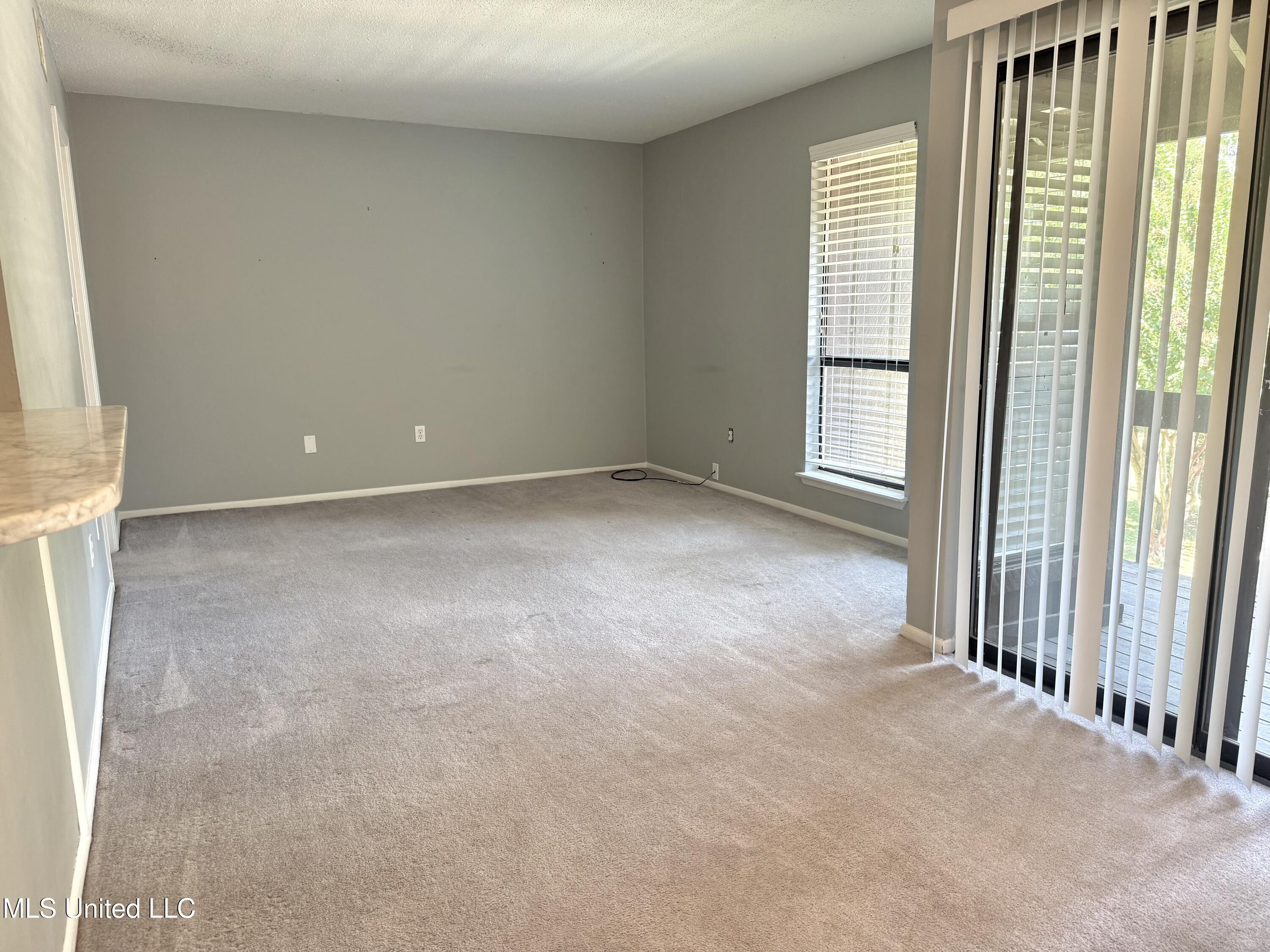 229 Molokai, Unit G Diamondhead, MS 39525 - Photo 3 of 8 IMG_5145