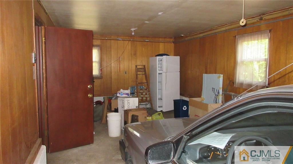 44 Orchard Road Middlesex, NJ 08846 - Photo 8 of 19 Gallery Image 8