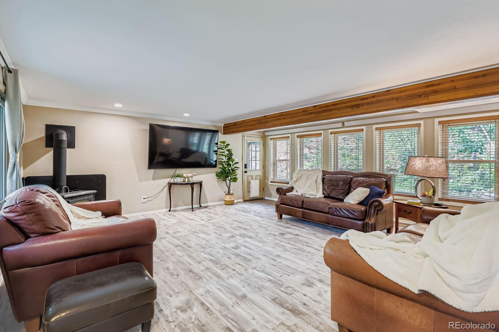 28268 Shadow Mountain Drive Conifer, CO 80433 - Photo 7 of 31