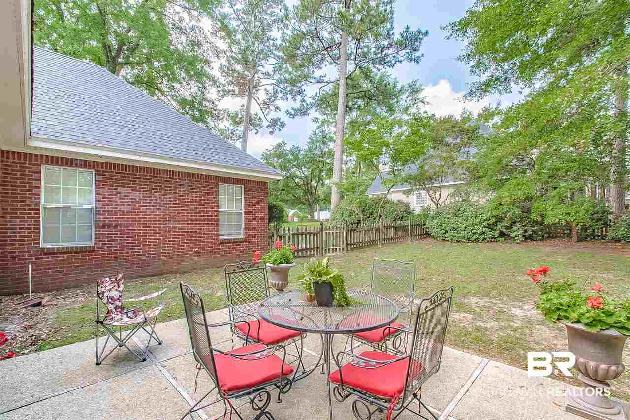 8792 Pine Run Daphne, AL 36527 - Photo 34 of 40 Patio