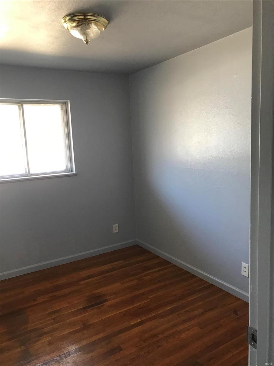 236 Roderick Drive St. Louis, MO 63137 - Photo 14 of 45