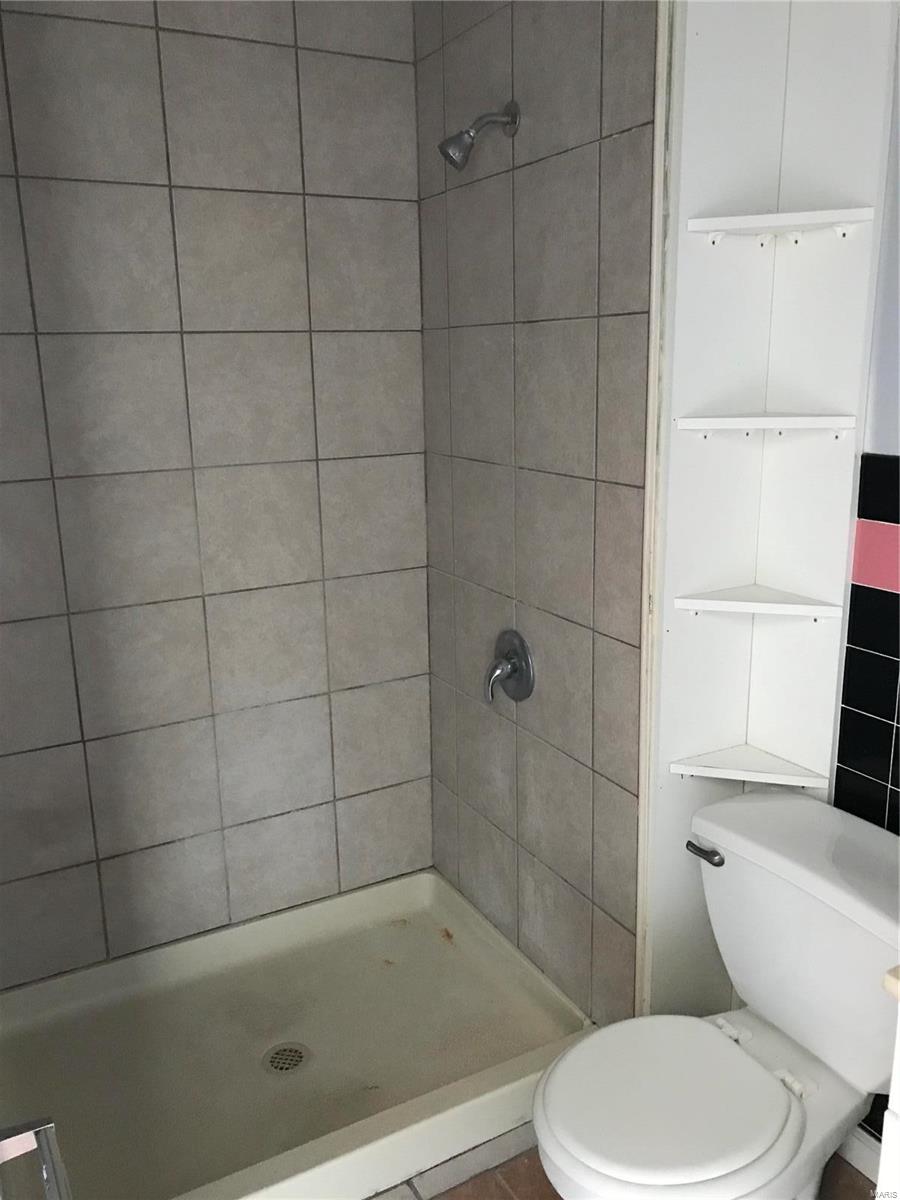 236 Roderick Drive St. Louis, MO 63137 - Photo 21 of 45