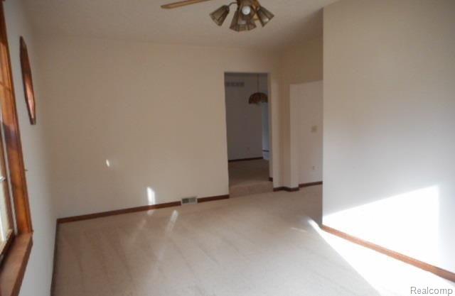 3565 Gregory Road Lake Orion, MI 48359 - Photo 22 of 39 DSCN3373.jpg