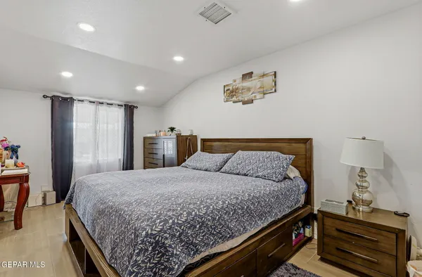 $239,900 | 1928 St Johns Drive, El Paso, TX 79903