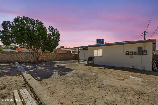 $239,900 | 1928 St Johns Drive, El Paso, TX 79903