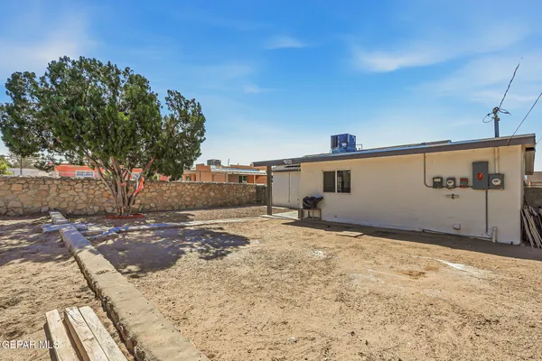 $239,900 | 1928 St Johns Drive, El Paso, TX 79903