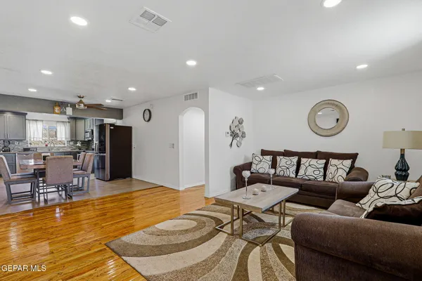 $239,900 | 1928 St Johns Drive, El Paso, TX 79903