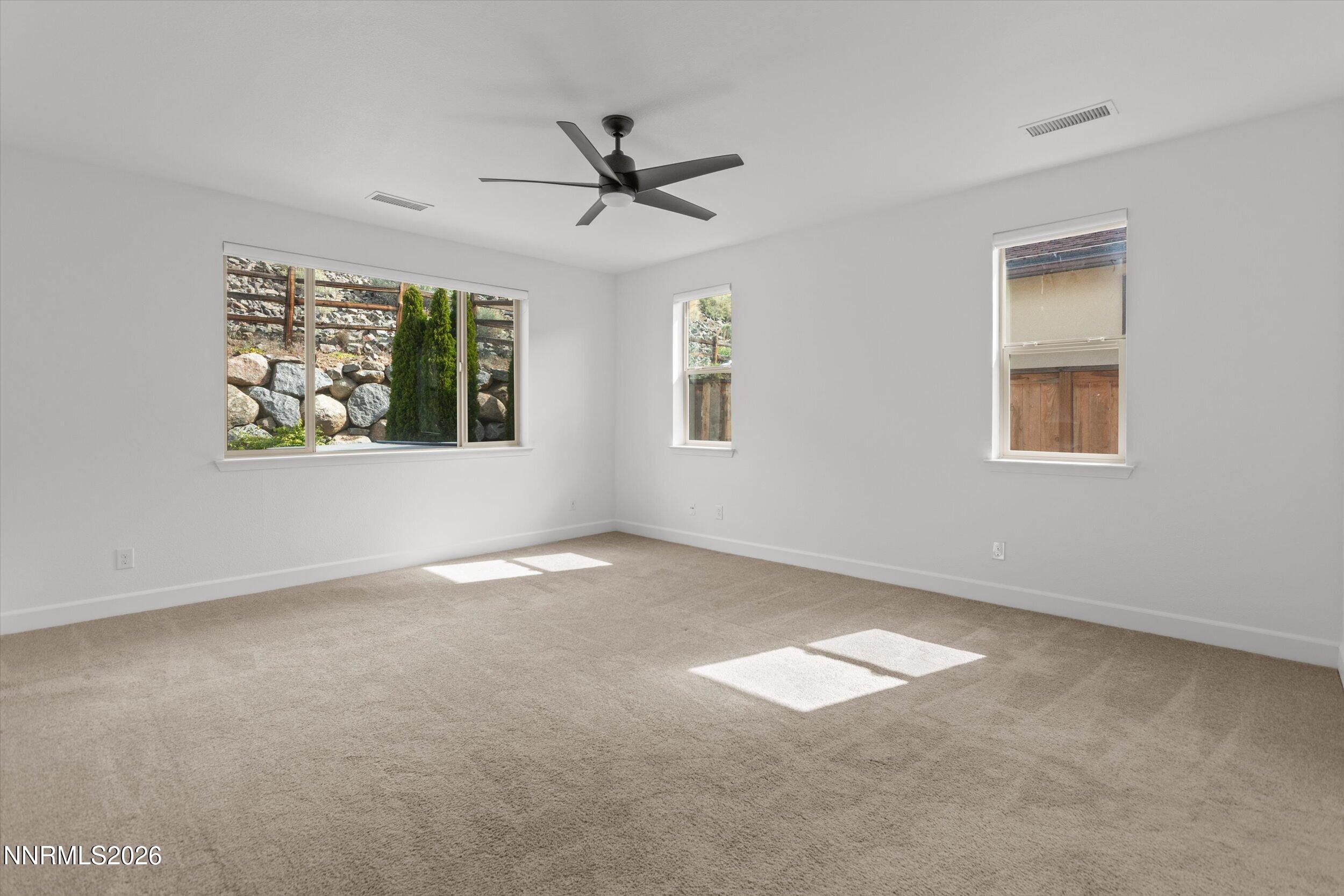 8865 Winter Peace Court Reno, NV 89523 - Photo 9 of 50 33-0Y7A5745